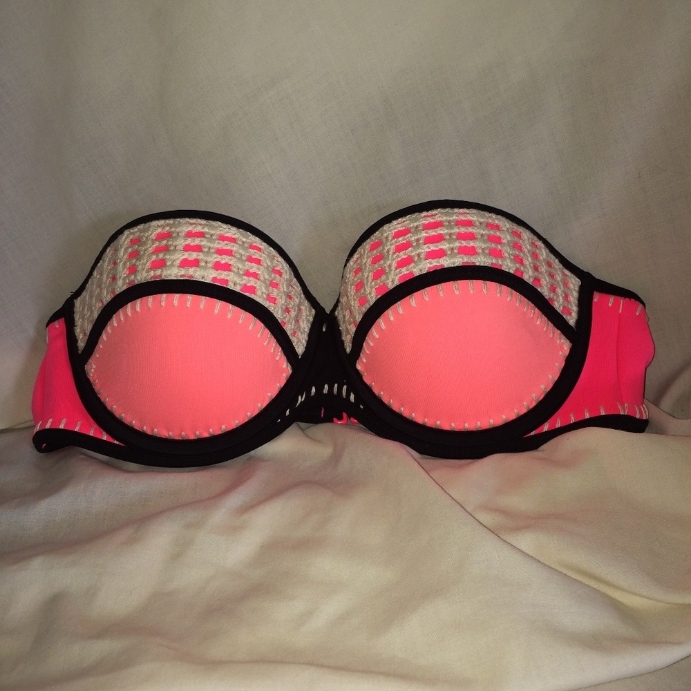 Victoria's Secret Crochet Flirt Bandeau Top 36B